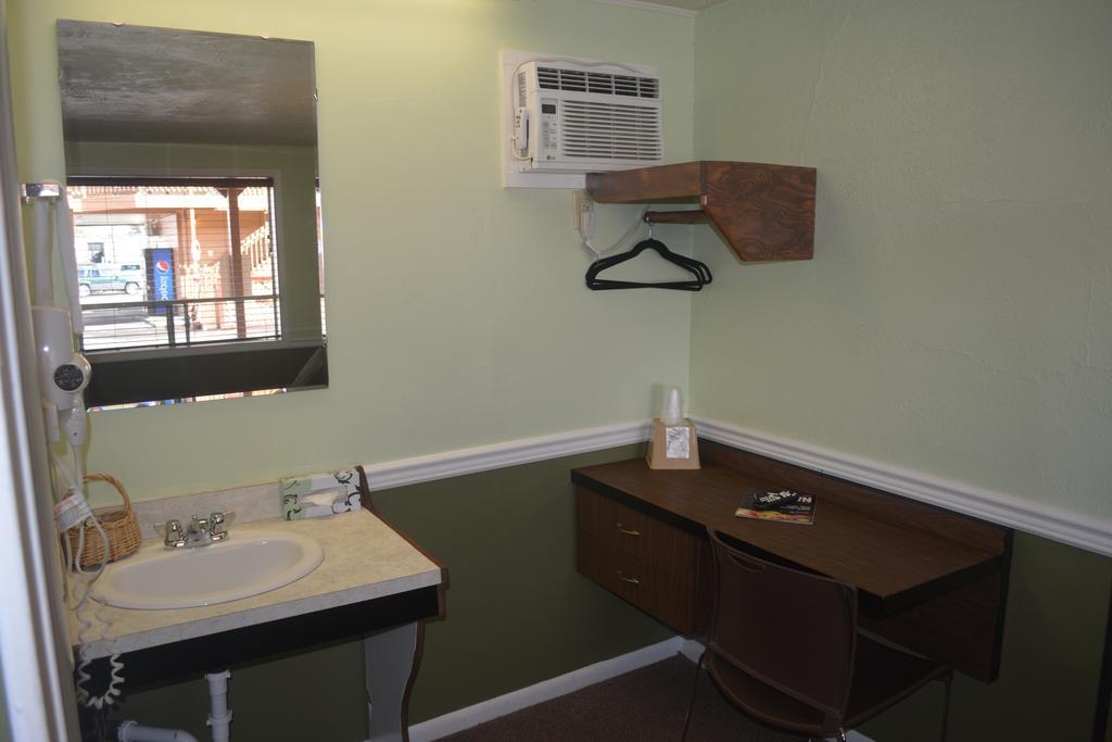Country Motor Inn Λίβινγκστον Εξωτερικό φωτογραφία